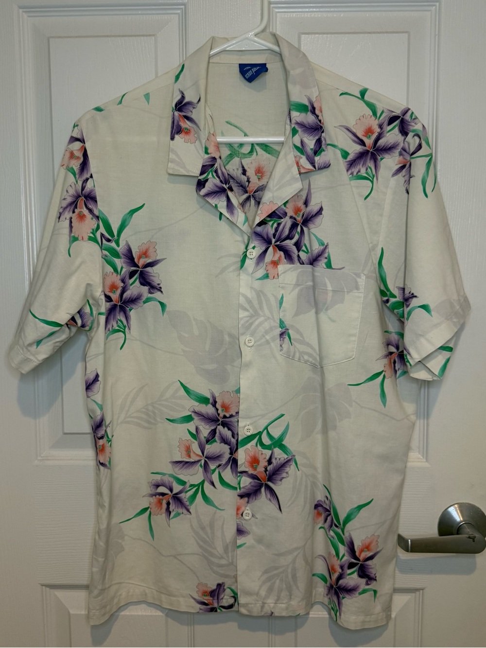 Vintage 1980s OP White Short-Sleeve Floral Button-Down Shirt with Purple Flowers